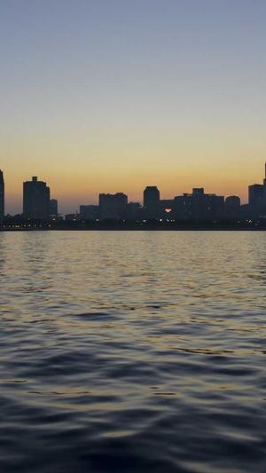 口腔溃疡吃哈密瓜会痛截图3